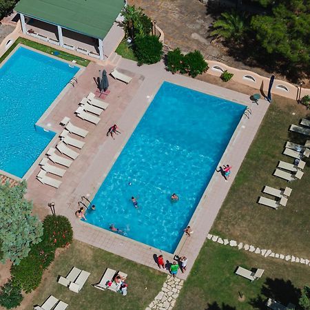 Hotel Amareclub Rocca Dorada Santa Margherita di Pula Exterior foto