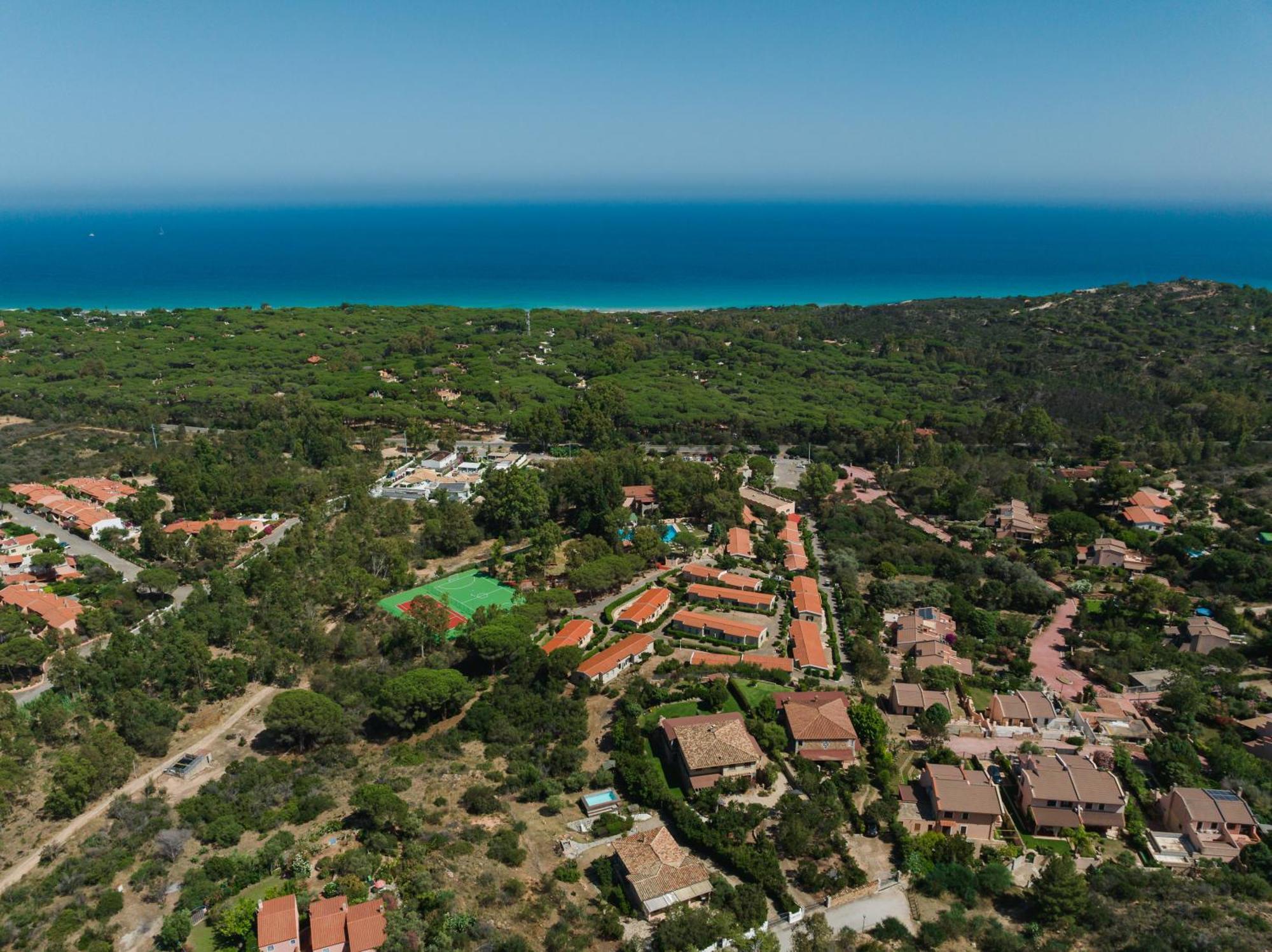 Hotel Amareclub Rocca Dorada Santa Margherita di Pula Exterior foto